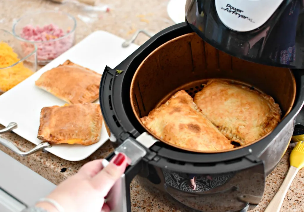 how-long-to-cook-hot-pockets-in-air-fryer