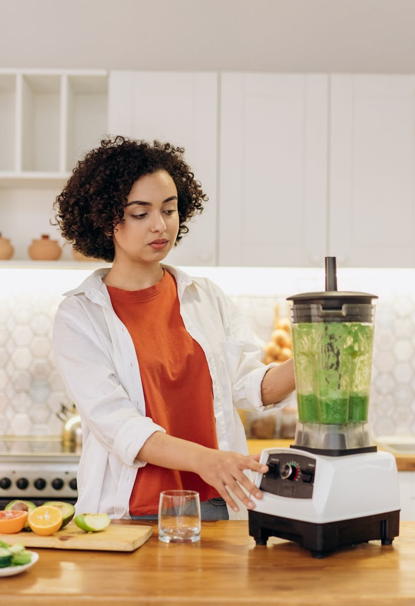 nutribullet-vs-ninja-which-blender-should-you-buy