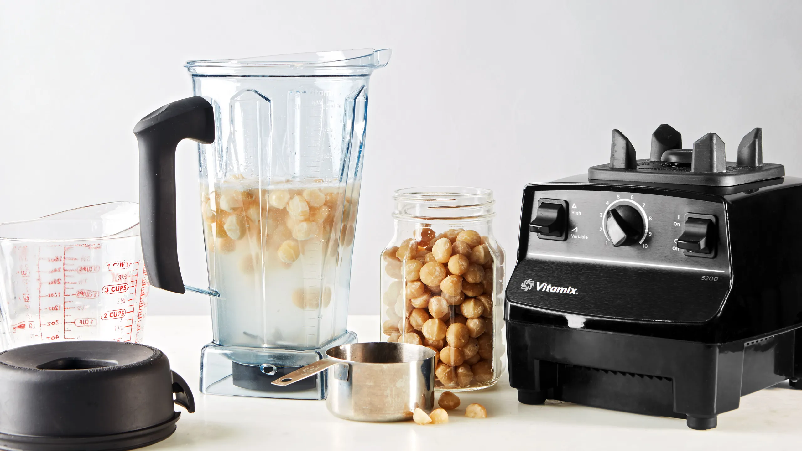 how-much-does-a-vitamix-5200-weigh-full-measurements