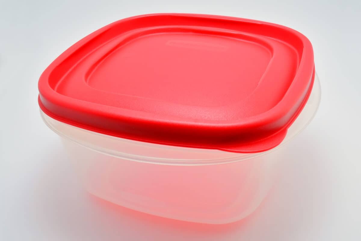 Can You Microwave Rubbermaid Containers? Kitchen Safety 101 The