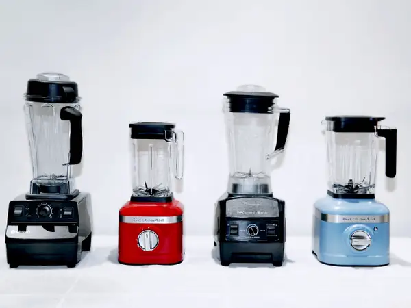 vitamix-vs-kitchenaid-choosing-the-right-blender-for-you