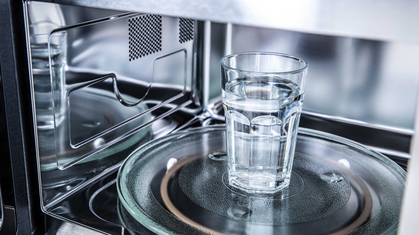 how-long-should-you-microwave-boiling-water-in-a-microwave