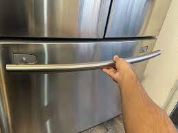 samsung-fridge-how-to-fix-a-broken-freezer-handle