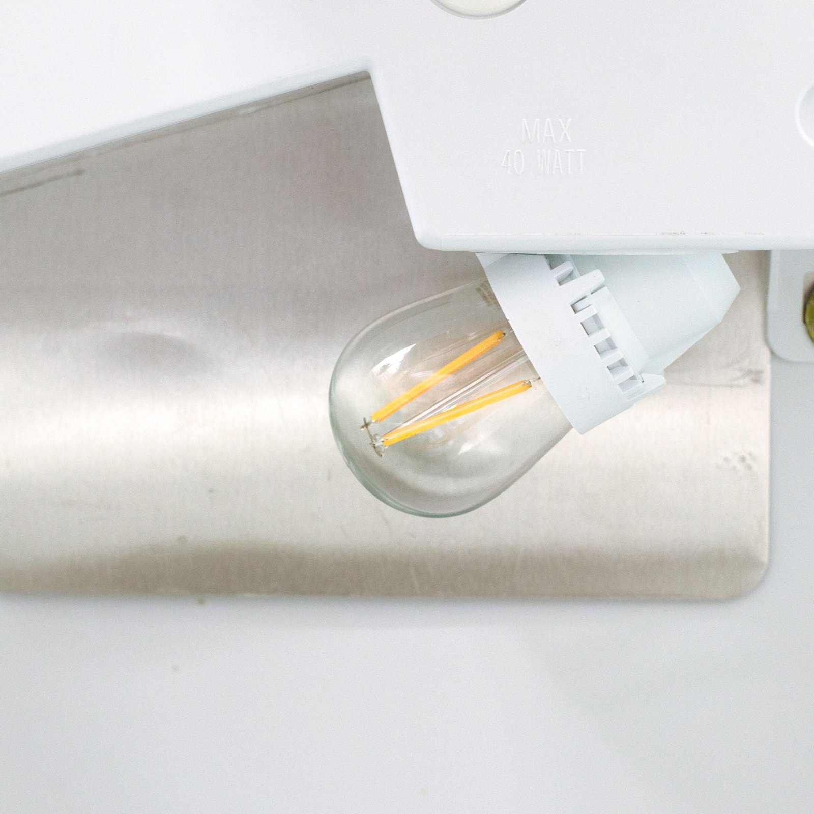 why-is-your-freezer-light-not-working-troubleshooting-tips