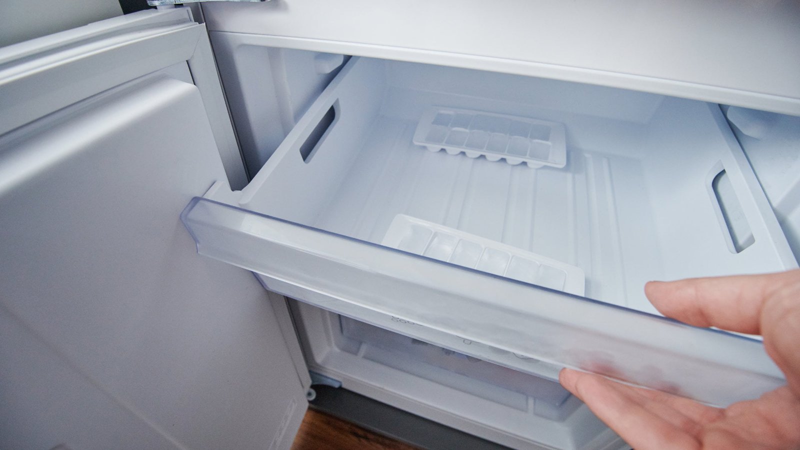 fixing-an-air-leak-in-ge-freezer-ice-dispenser