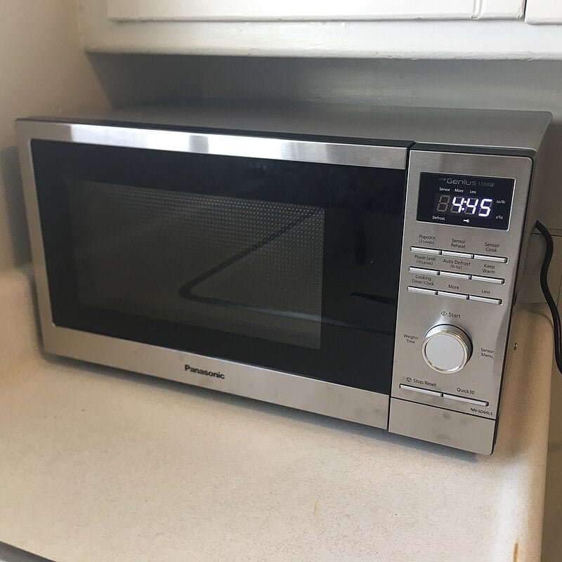 is-a-microwave-oven-the-same-as-a-microwave-2