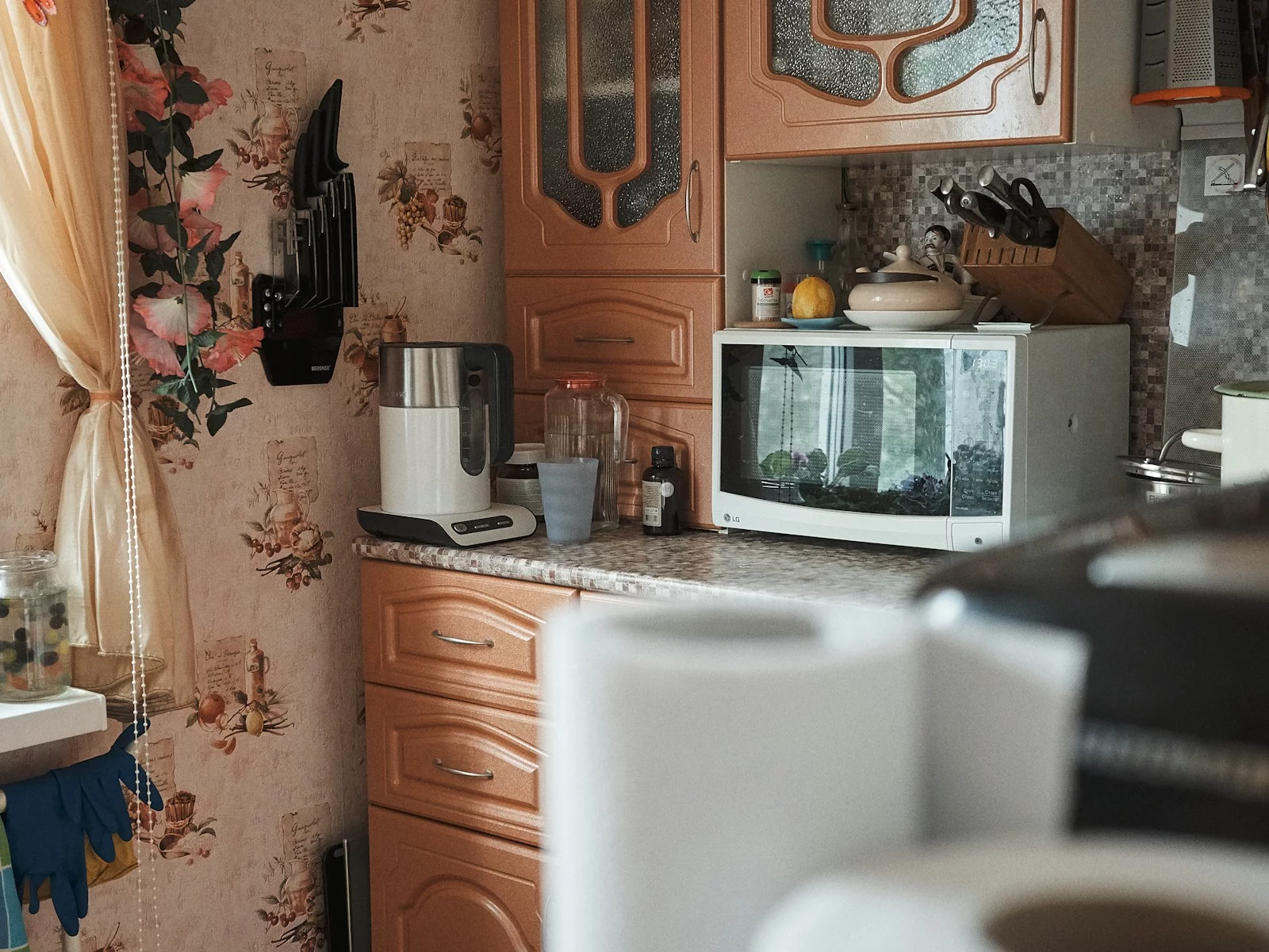 where-and-when-to-find-microwaves-on-sale