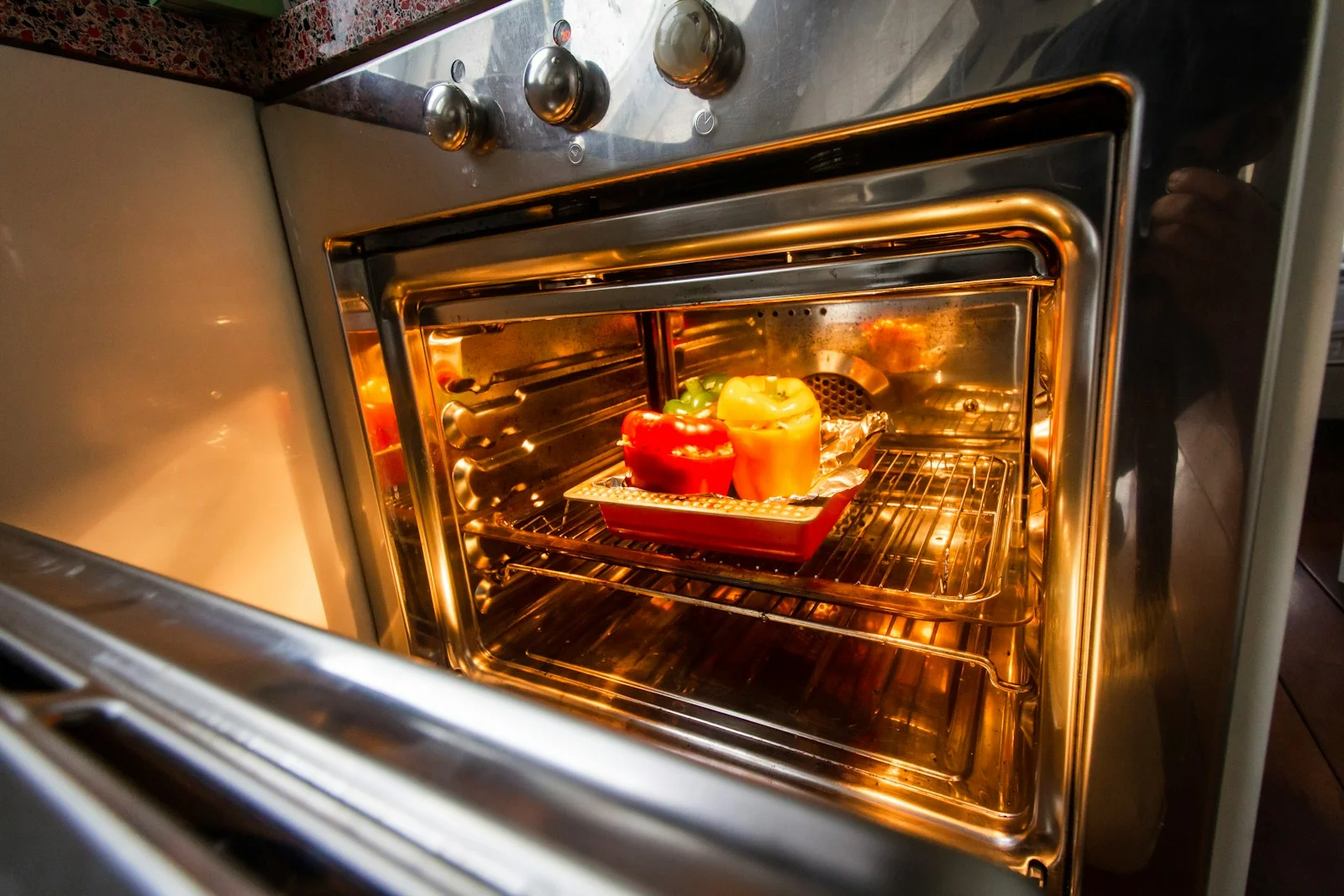 how-hot-do-microwaves-get