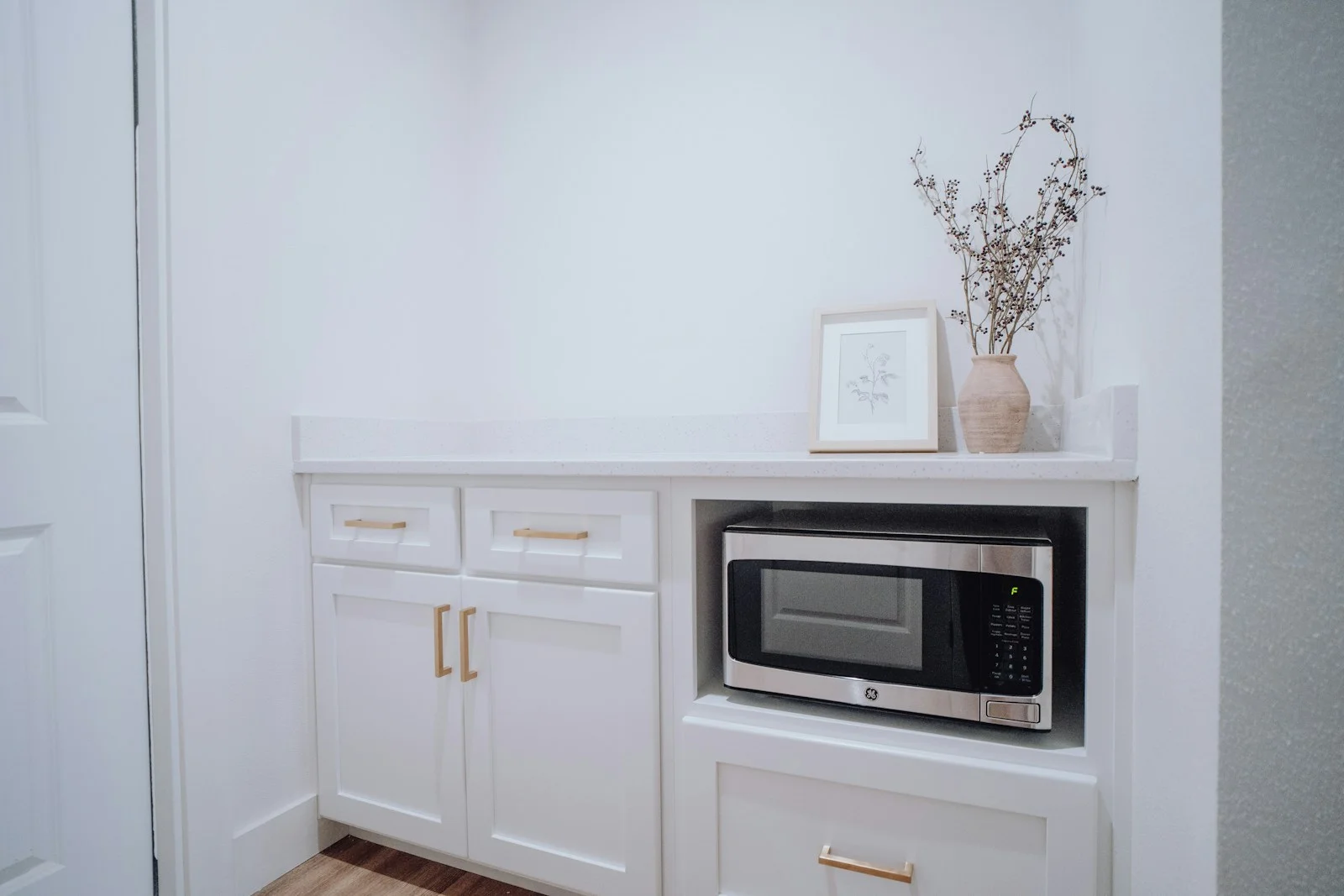 how-to-properly-clean-a-microwave